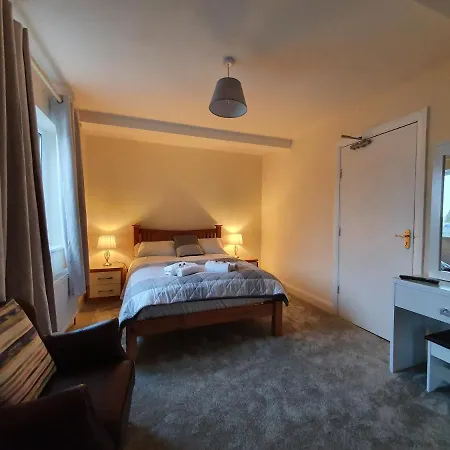 The Bowers Bar & Restaurant * Ballinrobe