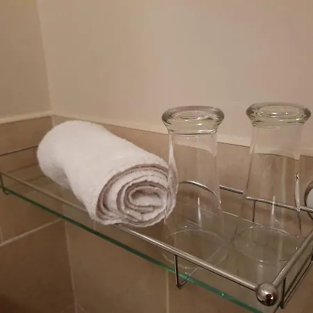 The Bowers Bar & Restaurant Hotel Ballinrobe