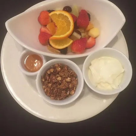 Hotel The Bowers Bar & Restaurant