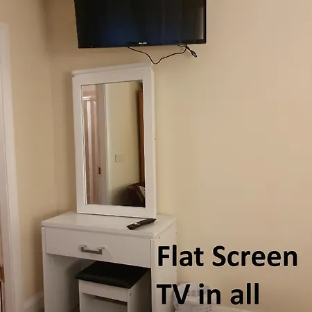 The Bowers Bar & Restaurant * Ballinrobe