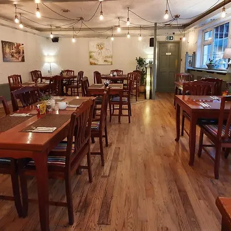 The Bowers Bar & Restaurant * Ballinrobe