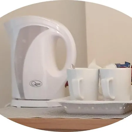 The Bowers Bar & Restaurant Hotel Ballinrobe