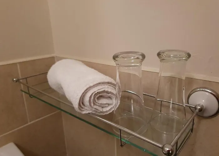 The Bowers Bar & Restaurant Hotel Ballinrobe