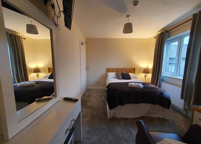 The Bowers Bar & Restaurant Hotel